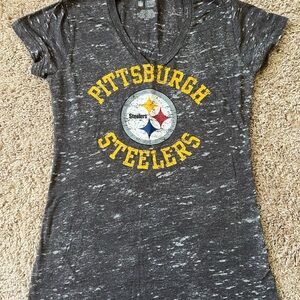 Pittsburgh Steelers Women's Gray T-Shirt